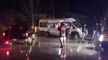 Sapanca'da Trafik Kazası: 4 Yaralı
