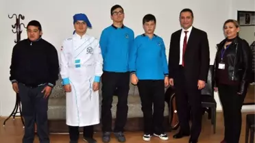 Özel Öğrencilerden Asker ve Polislere Kartpostallı Moral Desteği