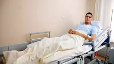 2.32 Metrelik Suriyeli Sığınmacı, Ameliyatla Yaşama Tutundu