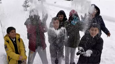 Manisa'da Okullara Kar Tatili