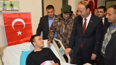 Vali Erin Yaralı Polis Memuruyla Bir Araya Geldi