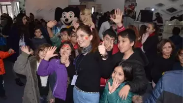 800 Çocuğun Dileği Gerçekleşti