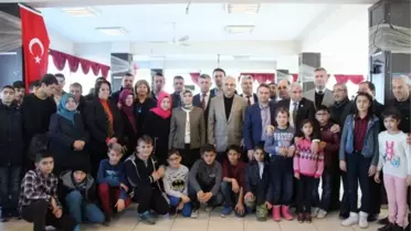 Çocuk Evlerinde Kalan Çocuklara Yeni Yıl Programı