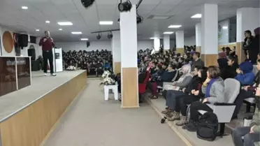 Gölbaşı İlçesinde 'Gençlik ve Gelecek' Konulu Söyleşi Yapıldı