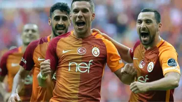 Brezilya Ekibi Flamengo, Podolski İçin Sponsorunun Desteğini Aldı