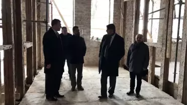 Kbü'ye Ait Tarihi Taş Binanın Restorasyonu Devam Ediyor