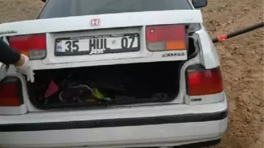 Birecik'te Çalıntı Otomobilde Sinyal Kesici ve Silah Ele Geçti