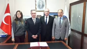 Nevvar Salih İşgören Vakfı'dan Polis Çocuklarına Destek