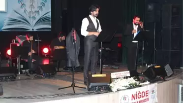 Serdar Tuncer Osmanlı Şiirleriyle Büyüledi