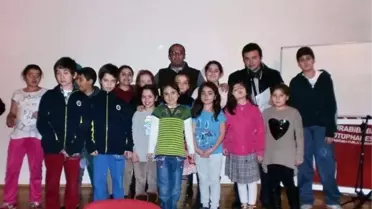 Turabibaba Kütüphanesi Geleceğin Yazarlarını Yetiştiriyor