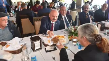Vali Çakacak ve Başkan Kocamaz, Şehit Aileleri ve Gazilerle Bir Araya Geldi