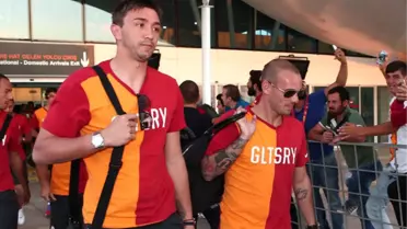 Galatasaray Kafilesi Antalya'ya Gitti