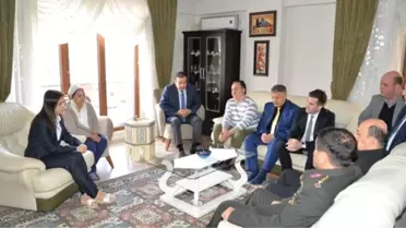 Vali Yılmaz, Şehit Ailesini Ziyaret Etti
