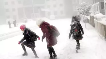 Çankırı'da Eğitime Kar Engeli