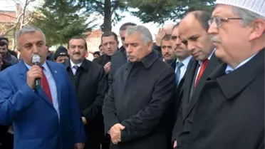 1 Yılda Yapımı Tamamlanan Cami İbadete Açıldı