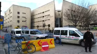 Bursa Adliye Sarayı'nda Geniş Güvenlik Önlemi