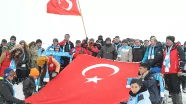 Van ve Hakkari ve Bitlis'te Binlerce Kişi Sarıkamış Şehitleri İçin Yürüyüş