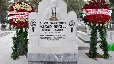 Yaşar Doğu Kabri Başında Anıldı