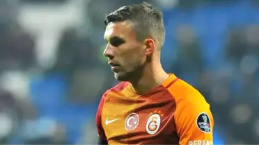Çin Kulübü Transferi Yalanladı, Podolski 'Transfer Söylentisi' Dedi