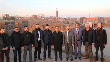 Uşak Belediyesi'nden Kayyum Belediyelere Ziyaret