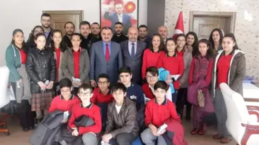 Teog'da Başarılı Olan Öğrencilerden Başkan Cabbar'a Ziyaret