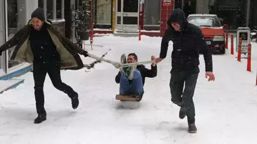 Kar Kimine 'Beyaz' Kimine 'Kara' Yağdı