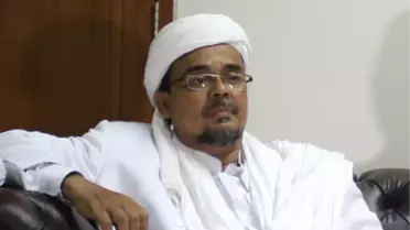 Endonezya'da İslam Savunucuları Cephesi Liderinin Soruşturulması