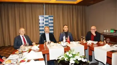 Vali Toprak Miad Toplantısına Katıldı