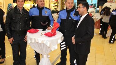 Tdp'den Engelli Vatandaşlara Meslek Edindirme Kursu