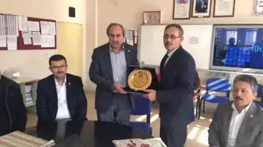 Teog Sınavında Başarılı Olan Öğrencileri Ödüllendirildi