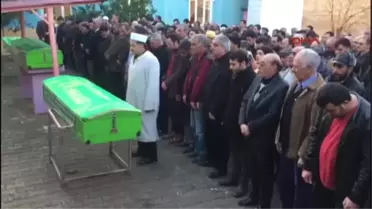 Manisa Izmir'de Aynı Aileden 4 Kişiyi Öldüren Şüpheli Intihar Etti - Ek
