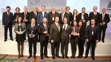 10'uncu Kurumsal Yönetim Zirvesi'nde Önemli Mesajlar Paylaşıldı