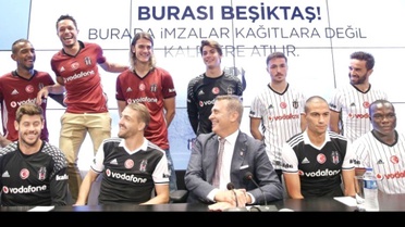 Forvet Transferine El Attı!