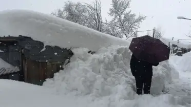 İtalya'da Çığ Faciası: En Az 27 Kişi Çığ Altında