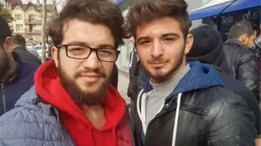 Kapkaççıyı İki Genç Üzerine Atlayarak Yakaladı