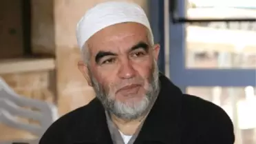 Şeyh Salah İmamlığında Cuma Namazlı Protesto Gösterisi