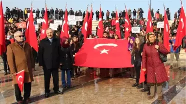 Sivas'ta Öğrenciler 'Demokrasi ve Adalet' İçin Yürüdü