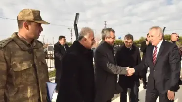 Vali Ata Hastanede İncelemelerde Bulundu
