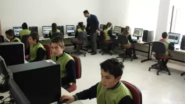 Yozgat'ta Köy Okuluna Teknoloji Sınıfı Kuruldu