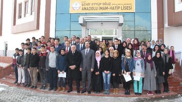 Fetö'nün Devredilen Okulunda Karne Heyecanı