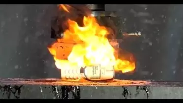 Nokia 3310'a Sıcak Pres İşkencesi!