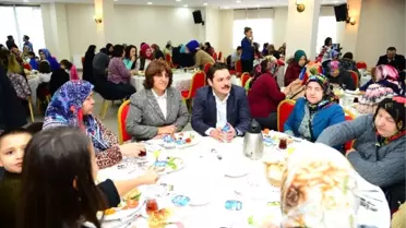 Başkan İmamoğlu, Gürpınarlı Kadınlarla Kahvaltıda Buluştu