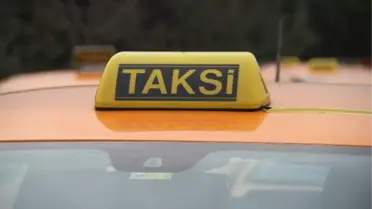 Taksiciler, 8 Lira 75 Kuruş İndi Bindi Parasını Protesto Etti