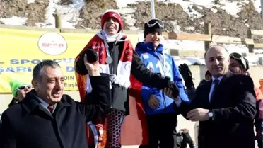 Aydınlı Yağız'dan Kayakta Özel Başarı