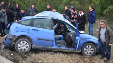 Bursa'da Otomobille Kamyon Çarpıştı: 3 Yaralı
