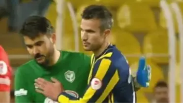 Robin Van Persie Özür Diledi!