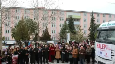 Pamukkale Üniversitesi Öğrencilerinden Halep'e 3 Yardım Tır'ı