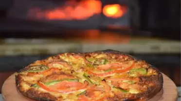 Malatyalı İşletmecinin Patentini de Aldığı 'Balıklı Pizza' İlgi Görüyor