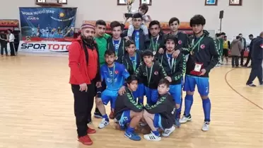 Anadolu Ateşi Hokey Takımı Şampiyon Olarak 2.lige Yükseldi