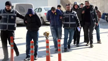 Çaldıkları Paralarla Akaryakıt İstasyonu Açan Gürcü Çete Çökertildi